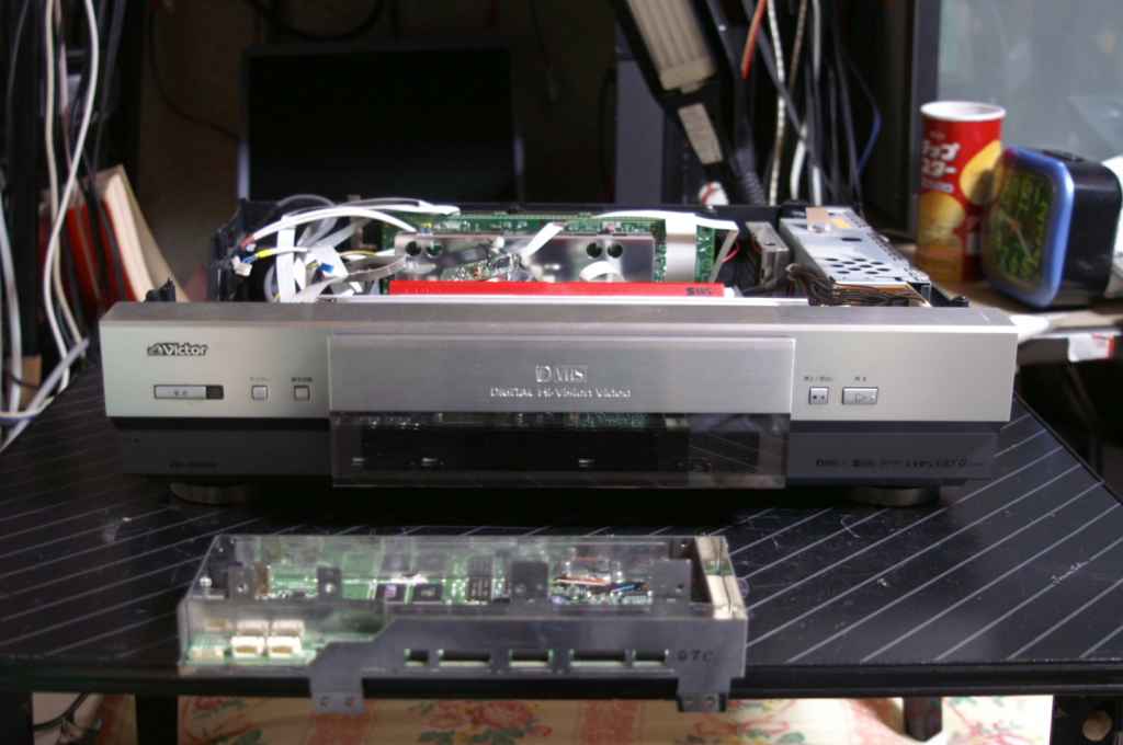 ビクター HM-DH35000 D-VHSビデオデッキの修理（その１）