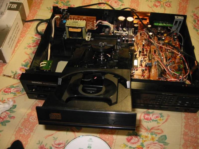 DENON DCD-1400 CDプレーヤーの修理