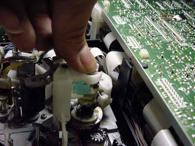 �����O�̓U�߂���