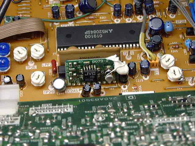 �^�񒆂Ɍ������t���̕��i�ł�