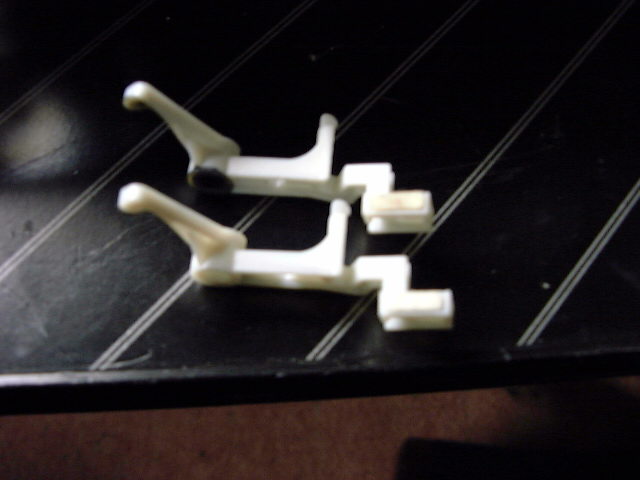 �L���v�X�^���u���[�L�̔�r